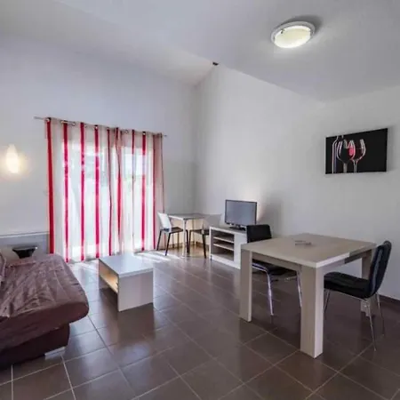 3 Etoiles - Piscine - Eega0d * Saint-Christol (Herault)